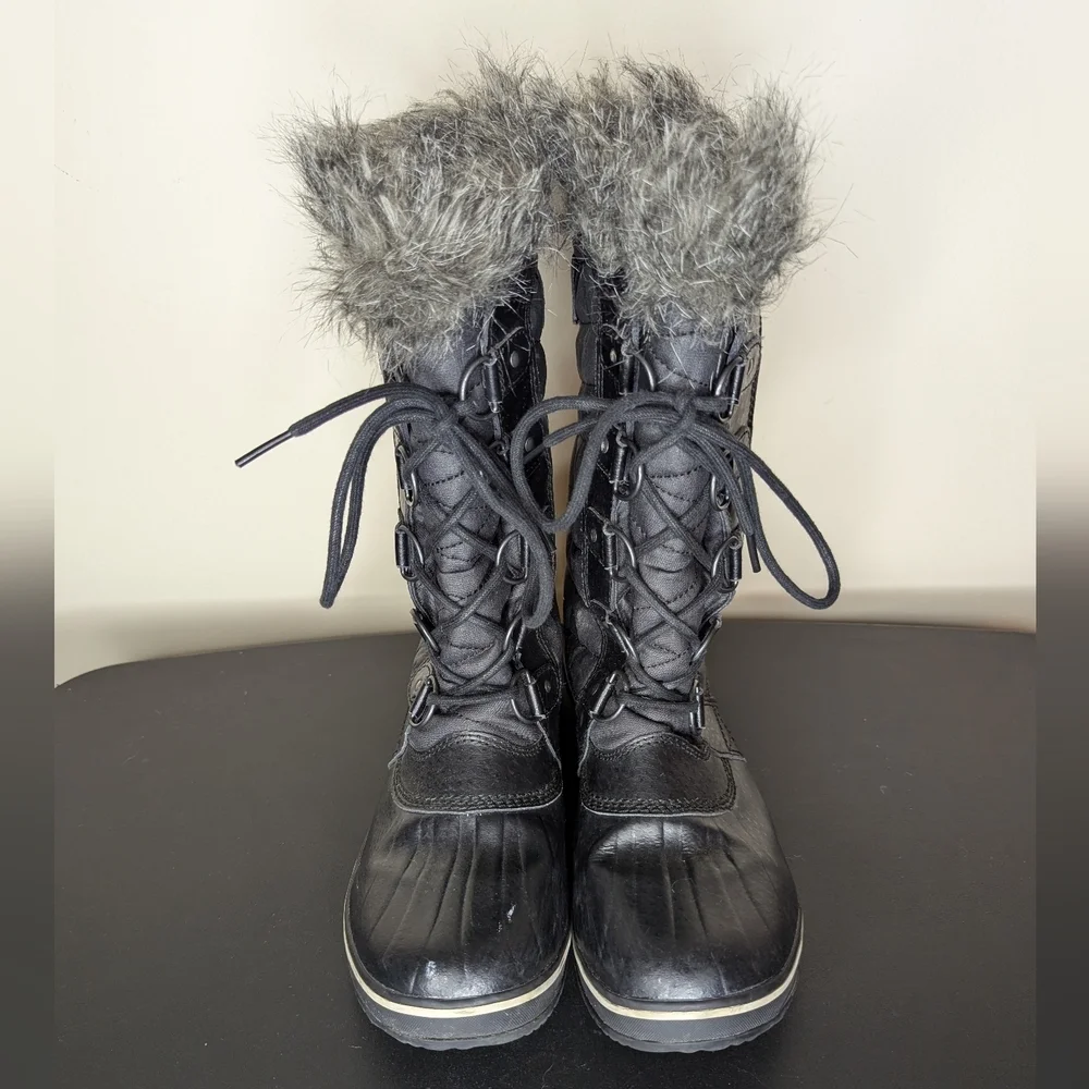 Sorel Women’s Tofino II Waterproof Faux Fur Trim Winter Boots Black Size 9